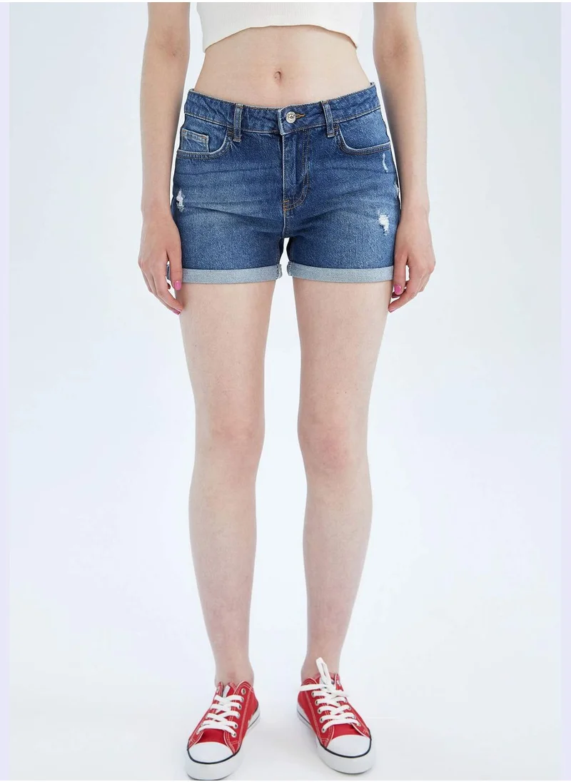 DeFacto Basic Distressed Mini Jean Short