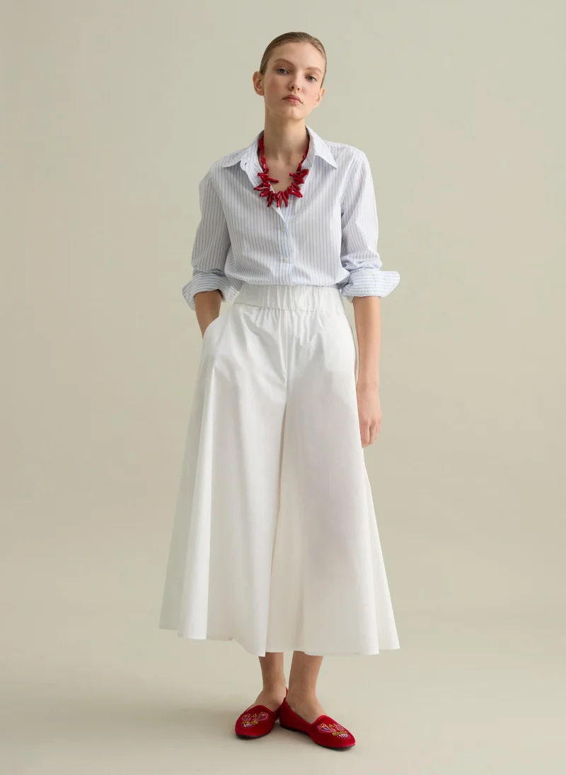 او في اس White