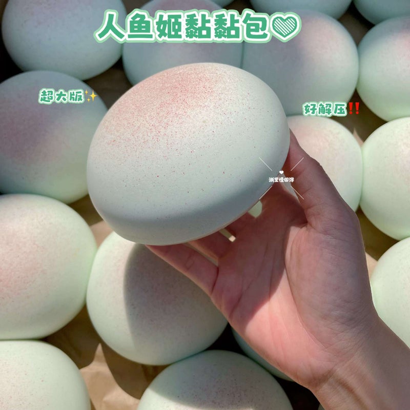 Slow Rebound Strawberry Bread Squishy Toy Stress Relief Toy for Kids - Image 3