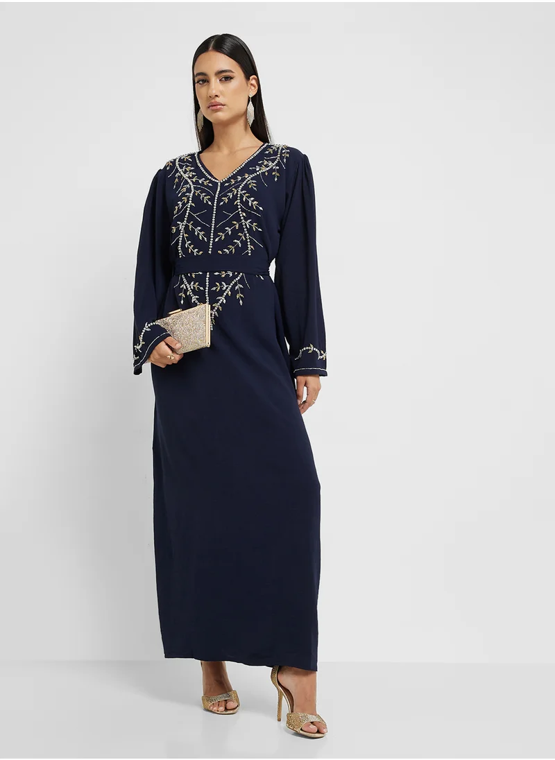 هيا كلوزيت Embellished Belted Jalabiya