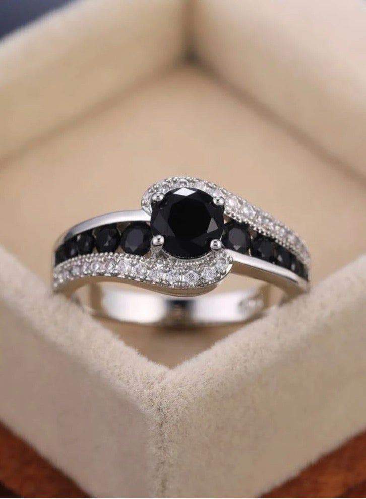 NEW STYLE Elegant Silver Plated Cubic Zirconia Ring For Women Size 7 - Image 2