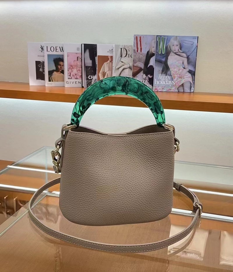 2024 New Mani Bucket Bag Resin Handle Genuine Leather Womens Crossbody windbreaker gray 