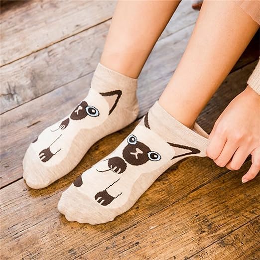 WKLOUYHE 5 Pairs Cute Multicolor Cat Cartoon Patterned Women's Booties Socks_Free Size,Pack Of 05 - Image 5