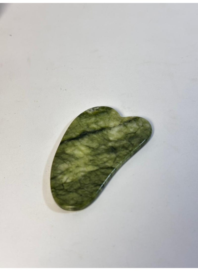 أدوات غوا شا للوجه من مايا، حجر غوا شا من اليشم الطبيعي للوجه، خط الفك والذقن المزدوجة، حجر وجه على شكل قلب - Image 1