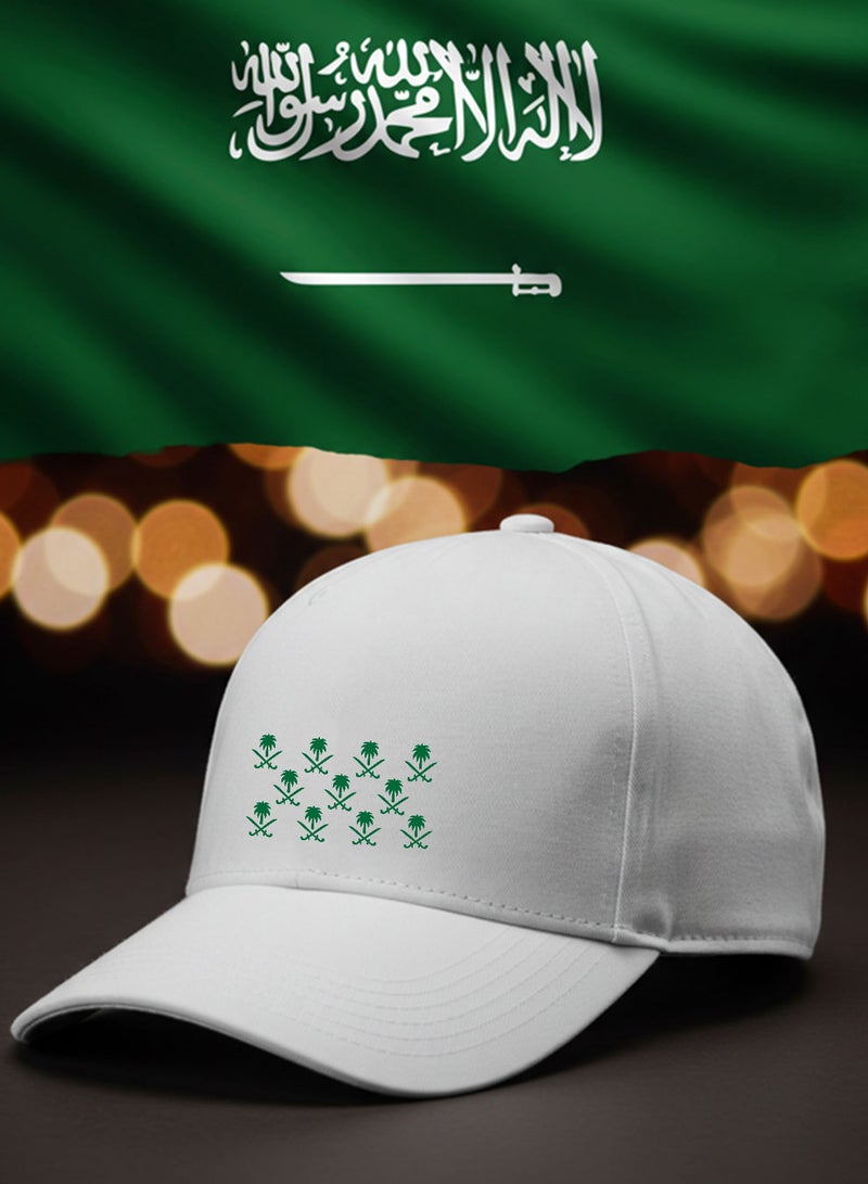 لوحة كاب مصنوع من القطن بتصميم لمناسبة اليوم الوطني السعودي وللتعبير عن حب الوطن في كل وقت - Image 3