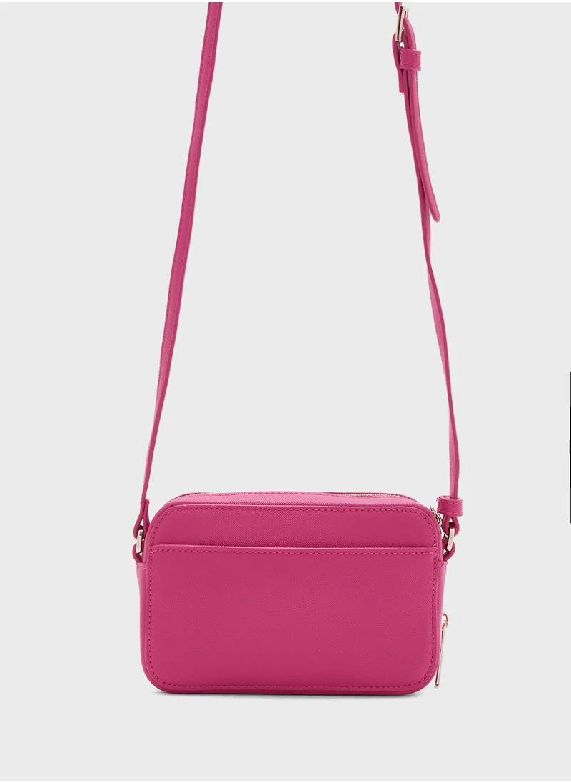 تيد بيكر Saffrey Saffiano Logo Crossbody