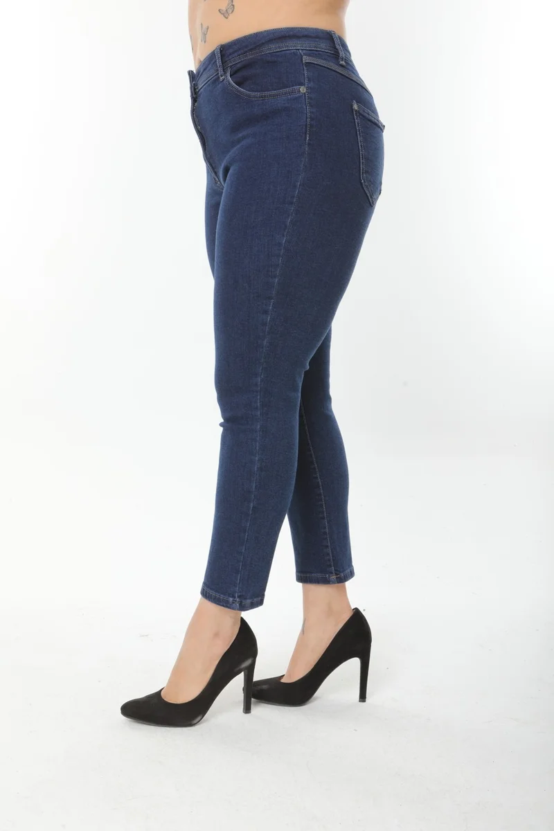 Era Lisa Lycra Colorfast Fabric Slimming Women Plus Size Jeans