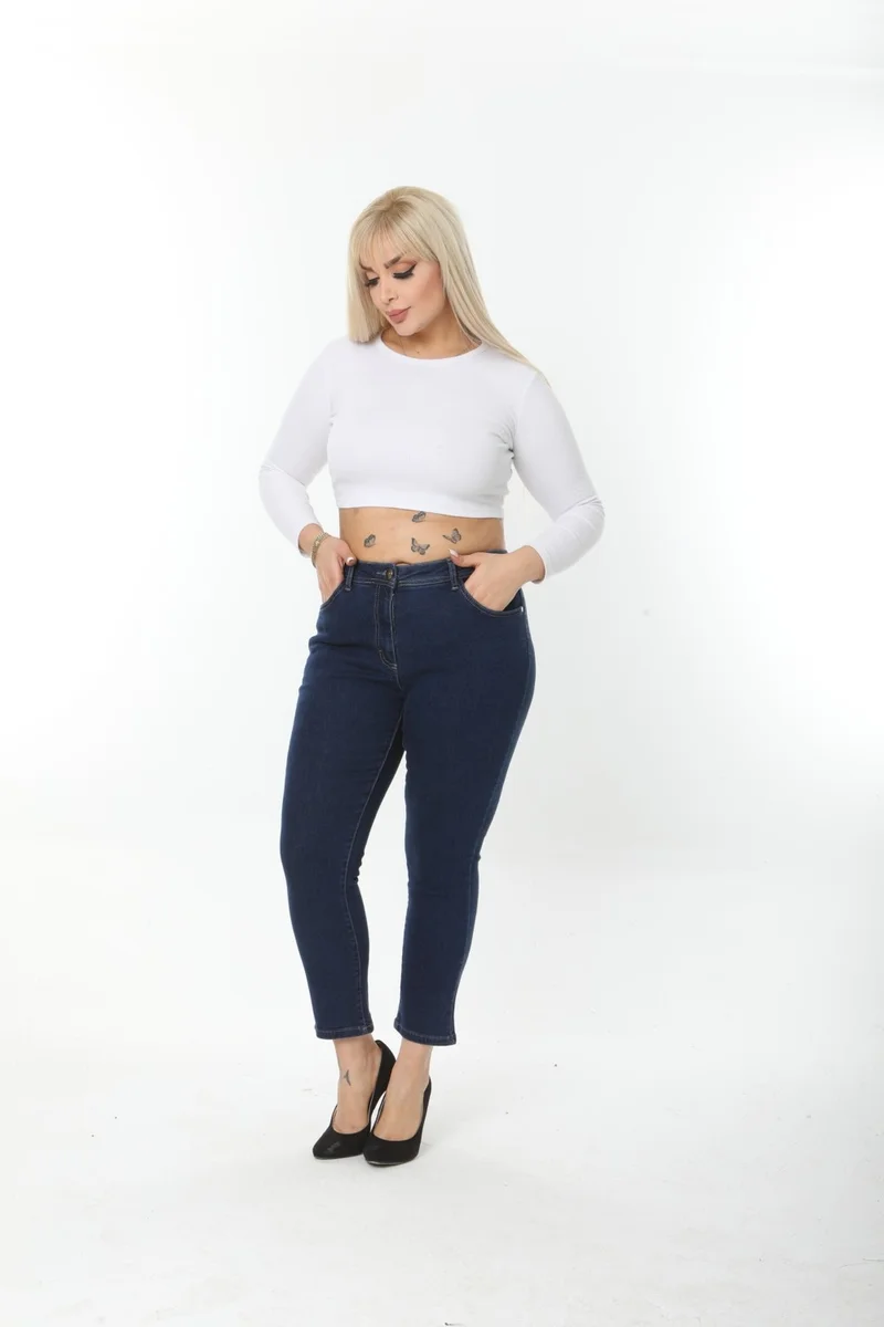 Era Lisa Lycra Colorfast Fabric Slimming Women Plus Size Jeans