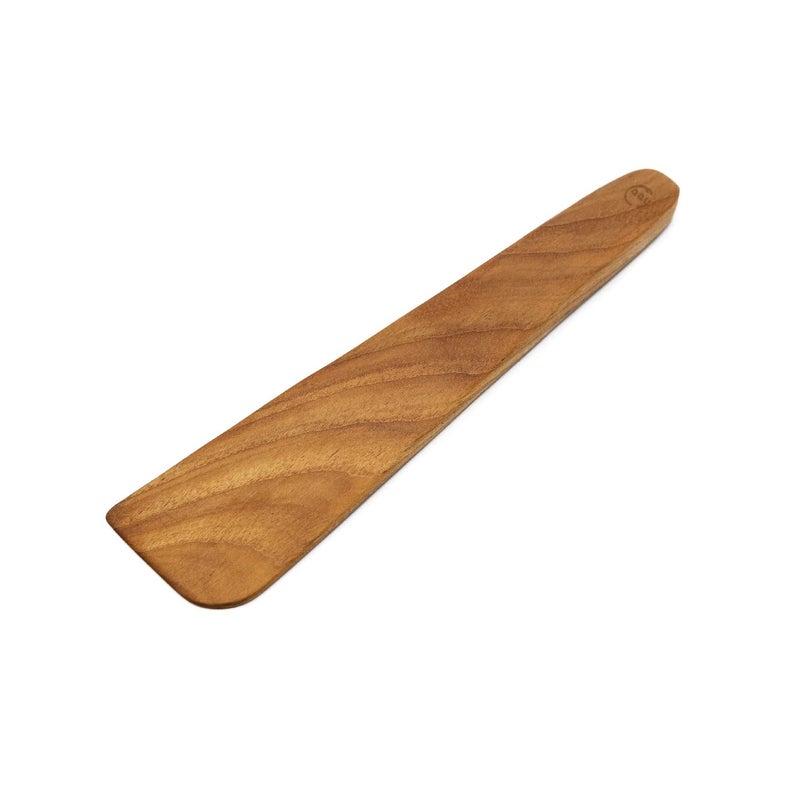 FAAY ملعقة مسطحة خشبية FAAY 10 لقلاية البيض من الحديد الزهر، مكشطة يدوية الصنع من خشب الساج الذهبي المقاوم للرطوبة لقدر الطهي غير اللاصق 10