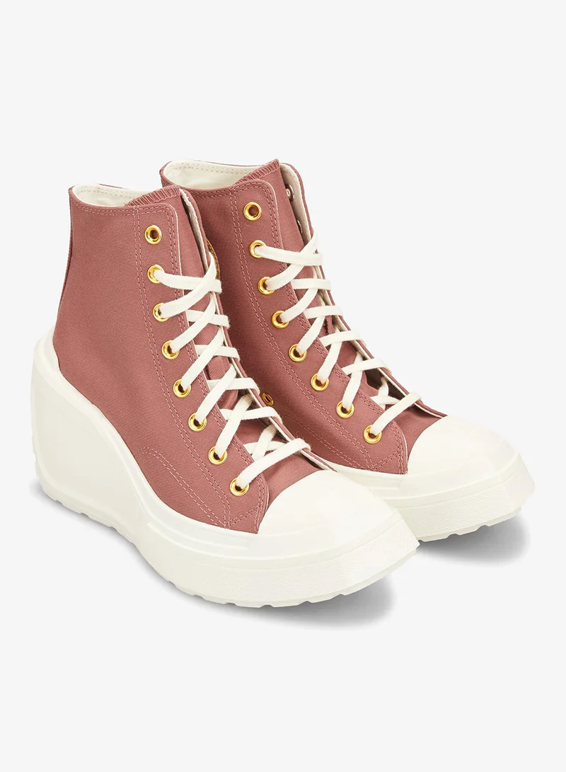 CONVERSE Women's Chuck 70 De Luxe Platform Shoes