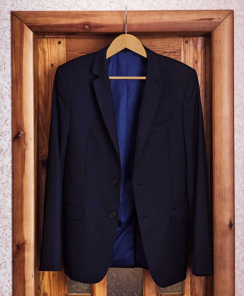 Utopia Home Premium Wooden Hangers 20 Pack - Heavy Duty & Durable Coat Hanger - Wood Hanger with 360-Degree Rotatable Hook - Clothes Hangers with Non-Slip Shoulder Notches For Shirts & Coats (Natural) - Image 5