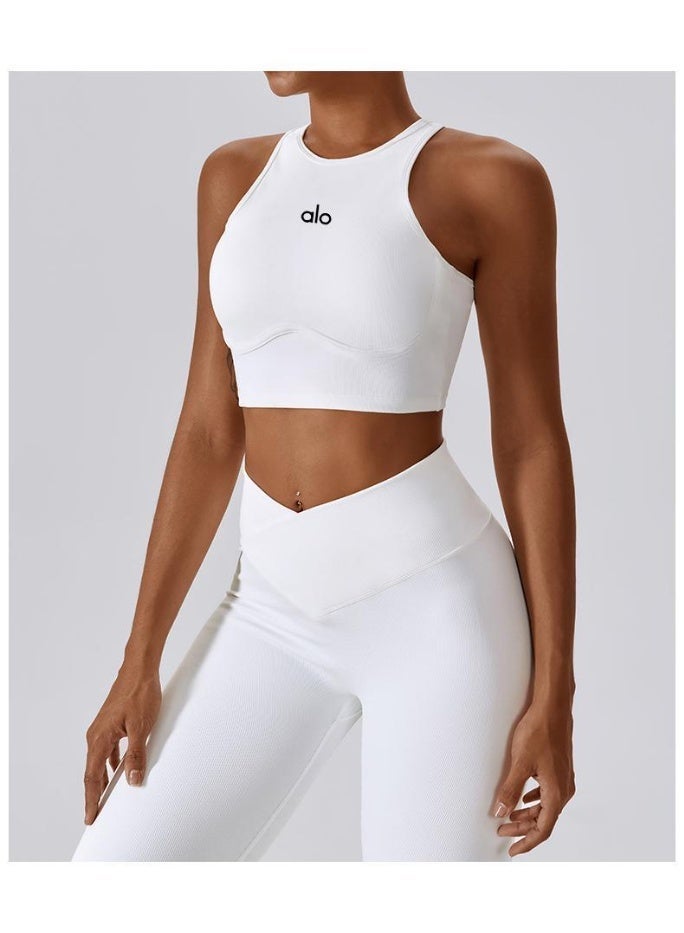 Alo Yoga Alo Yoga High-Impact Quick-Dry Breathable Sports Bra, Women's Ultra-Elastic Moisture-Wicking Workout & Running Top - Image 3
