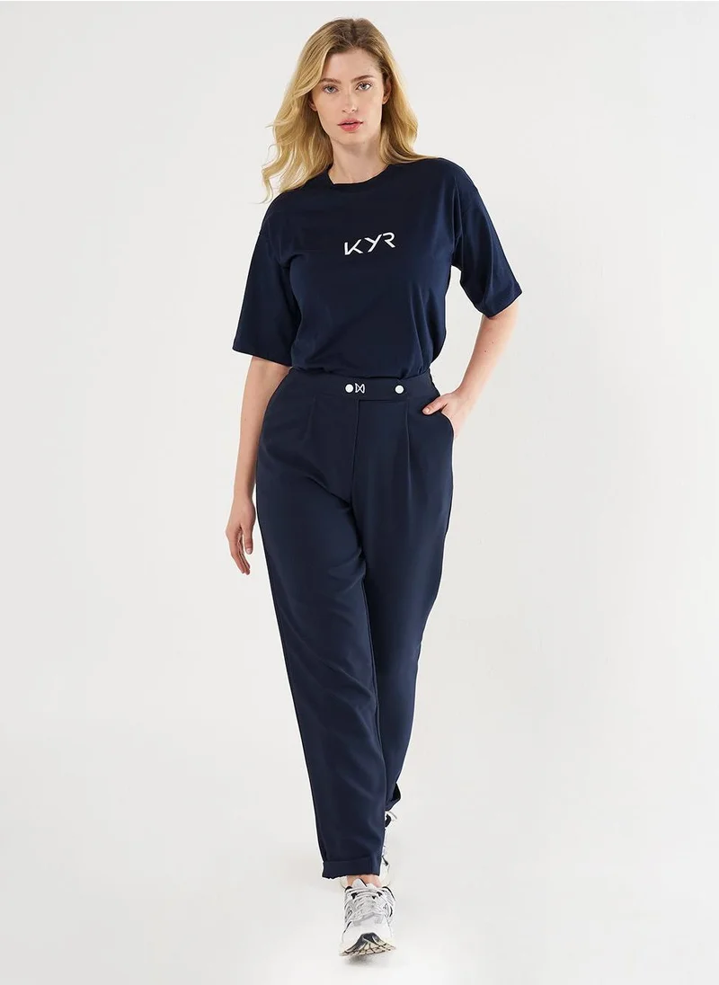 Kayra Elasticated Cuff Carrot Cut Pants in Dark Navy
