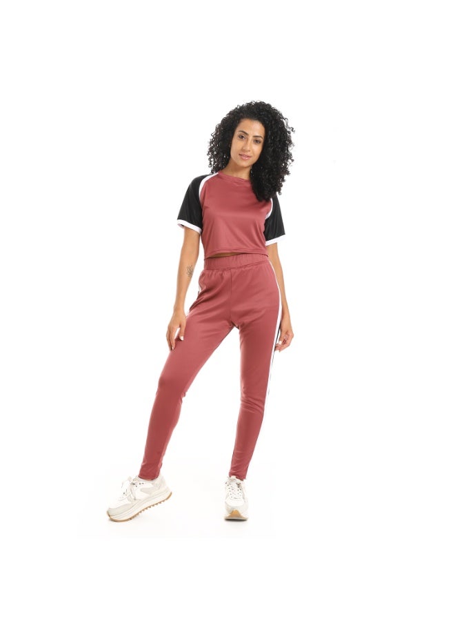 Caesar Women's two-piece sports set, half-sleeved T-shirt and pants  - Image 1