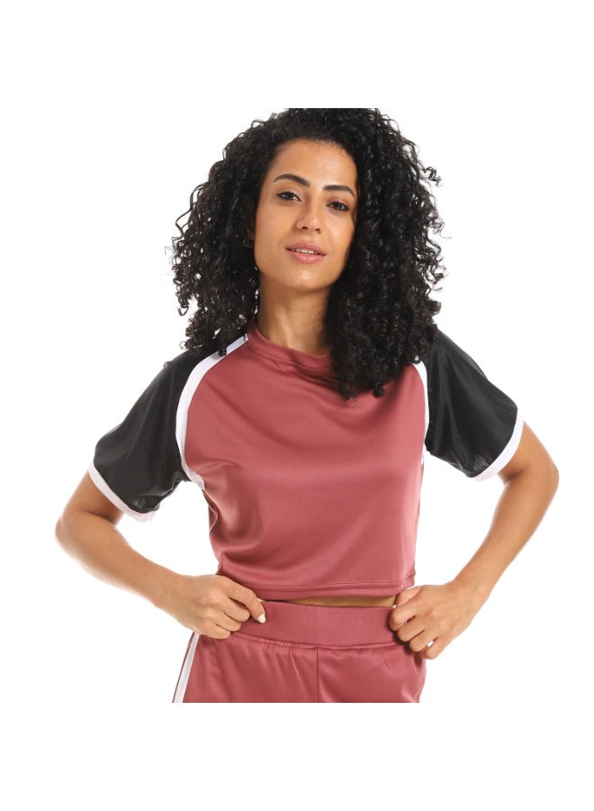 Caesar Women's two-piece sports set, half-sleeved T-shirt and pants  - Image 5
