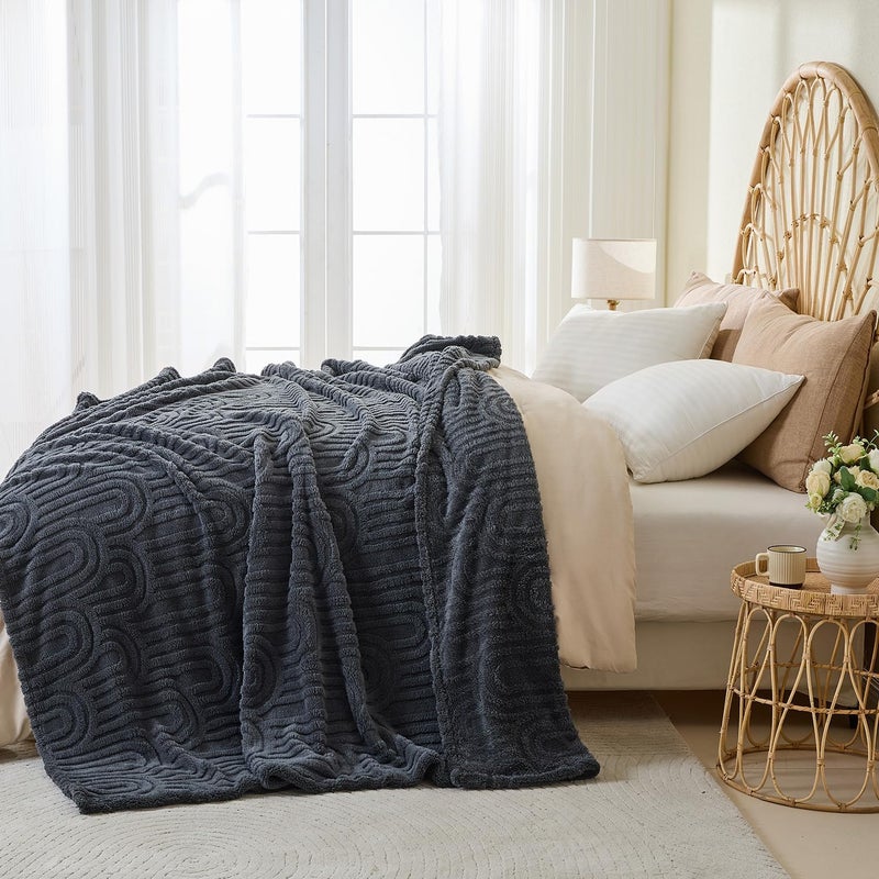 Wajade Fleece Throw Blanket, Fluffy Faux Fur Blanket for Bed Sofa Couch, Soft Warm Thick Blanket,Dark Grey 127x178 - Image 5