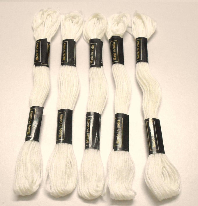 SKEIN EMBROIDERY THREAD FLOSSJEWELRY MAKING CRAFT THREAD PACK OF 25 SKEINS WHITE