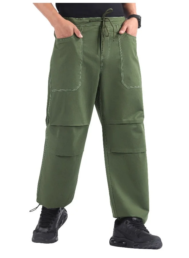 بيونغ بنطلون رياضي كارجو بخصر مزدوج مطوي باللون الأخضر المريمي