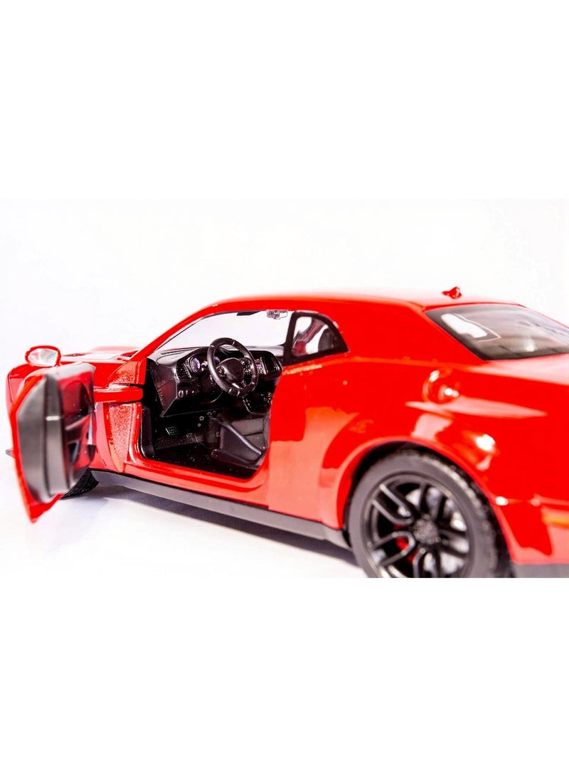 Motormax 2018 Dodge Challenger SRT Hellcat Widebody Die-Cast Model Car â€“ Red, 1:24 Scale - Image 2