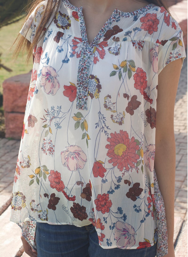 P FOR PRETTY Floral Printed Cutwork Top - Image 1