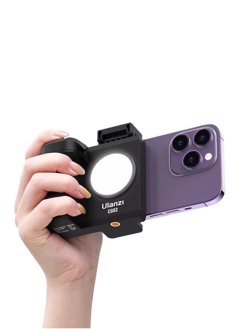 يولانزي مقبض كاميرا Ulanzi CG02 بلوتوث مع جهاز تحكم عن بُعد قابل للفصل، مساعد تصوير لاسلكي للهواتف الذكية، إضاءة قابلة للتعديل بثلاثة مستويات، بطارية بسعة 1000mAh، متوافق مع معظم الهواتف، مصنوع من ABS+سيليكون، مزود بحذاء بارد ومسمار 1/4" لإضافة الملحقات - Image 1