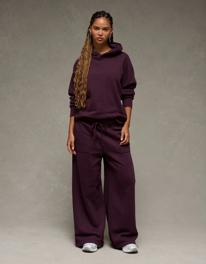 American Eagle AE Everyday Luxe Wide-Leg Sweatpant