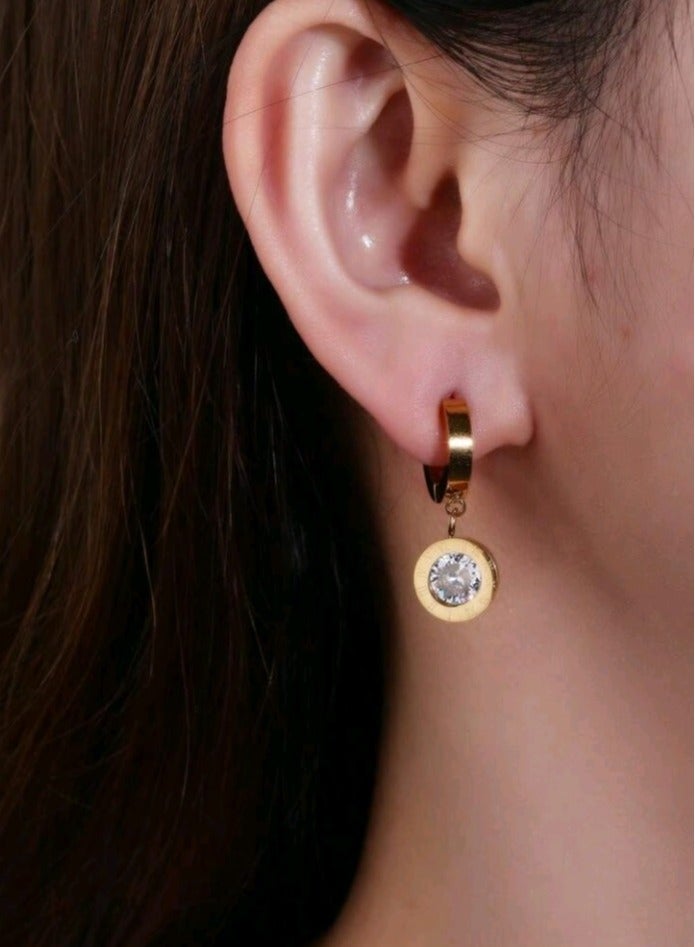 Jewelry For Life Elegant Trendy Earrings For Women - Image 1