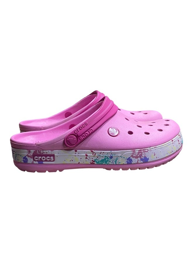 Crocs are comfortable - Image 3