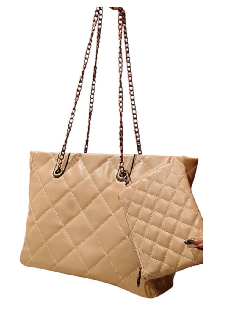 PACIFIC A classic women's bag made from high-quality materials, distinguished by a unique look. 