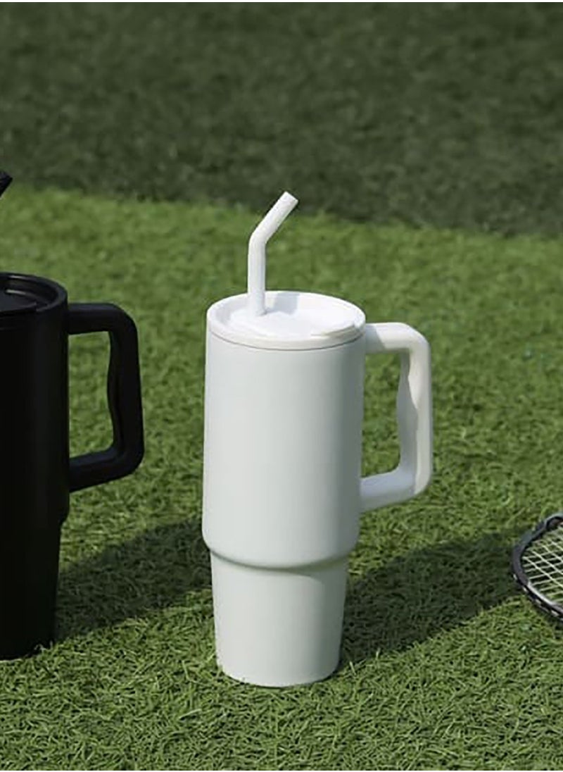 Hans Larsen BERN - Recycled Stainless Steel Tumbler with Reusable Straw - White  - Image 2