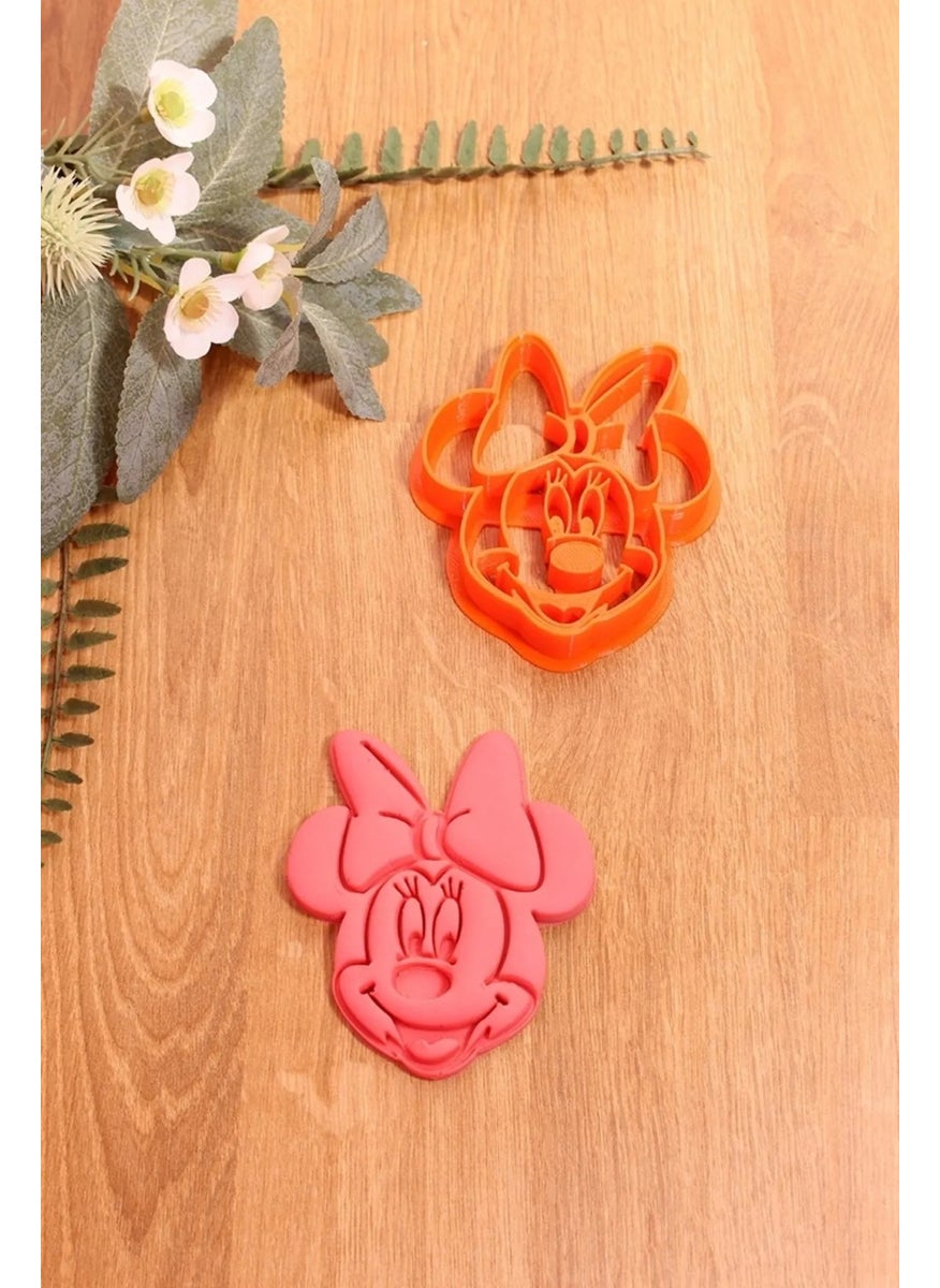 3D Layer Craft - Mickey and Minnie 2 Piece Cookie Mold and Dough Shaper Set - Image 1