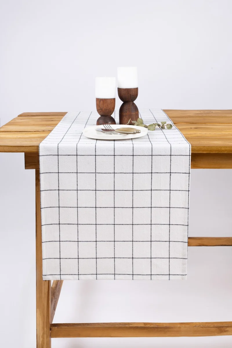 ويلستيل Luna | Linen Plaid Runner 40 x 150