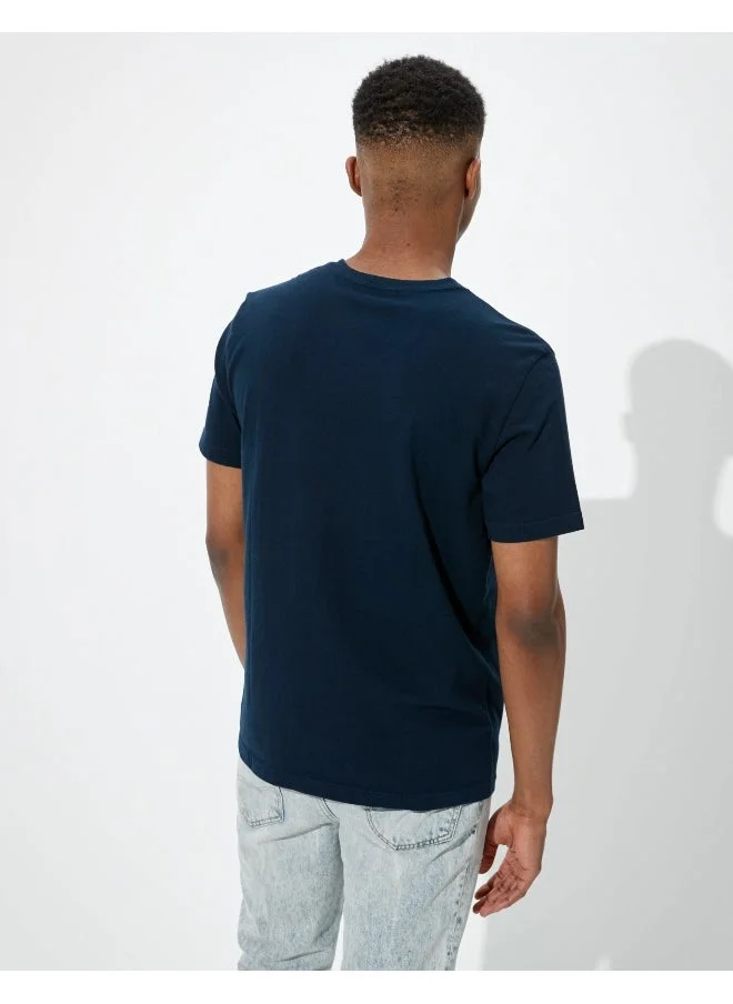 امريكان ايجل AE Super Soft Icon V-Neck T-Shirt