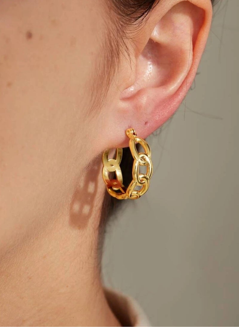 إيكوال حلق اذن نسائي دائري من الاستانلس ستيل أنيق وعالي الجودة باللون الذهبي - Image 1