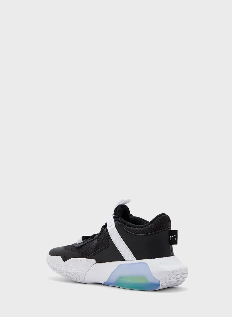 Nike Youth Air Zoom Crossover Gs