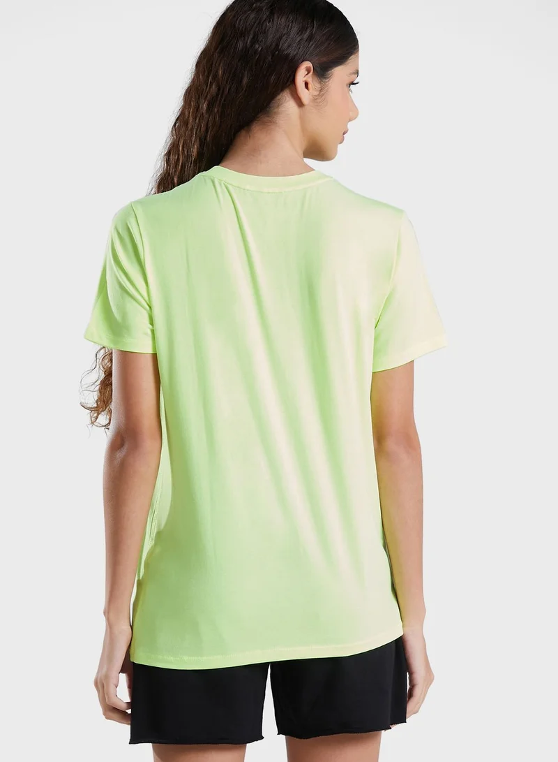 DKNY Logo Crew Neck T-Shirt