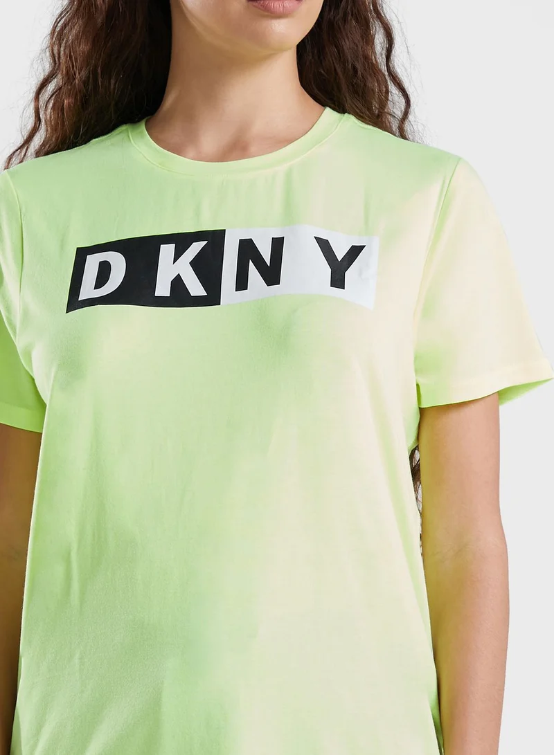 DKNY Logo Crew Neck T-Shirt