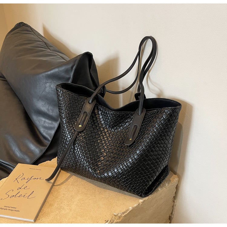 Fashion Stylish All-Match Shoulder Bag Woven Tote Bag Sense Large Capacity Commuter Style Retro Rhombic Women'S Bag - Image 3