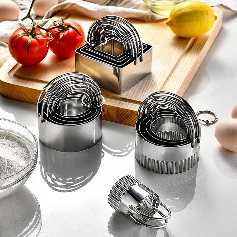 Stainless Steel Cookie Mold Five-Piece Set Cookie Cutter Dough Cutter Cookie Mousse Ring - Image 2