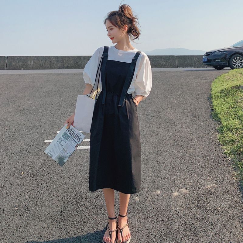 Casual Hong Kong style dress suit 2023 new retro tooling suspender skirt puff sleeve top two-piece set for women Black suspender skirt + white top [two-piece set]]