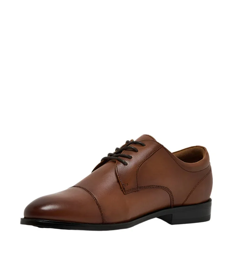 STEVE MADDEN  P-Issacc Lace-Up Derby Shoes for Men | Best Price UAE