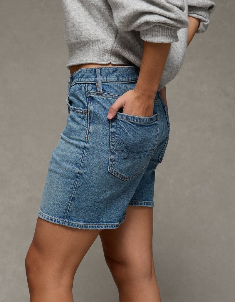 American Eagle AE Strigid Super High-Waisted Relaxed Denim Short - Image 3