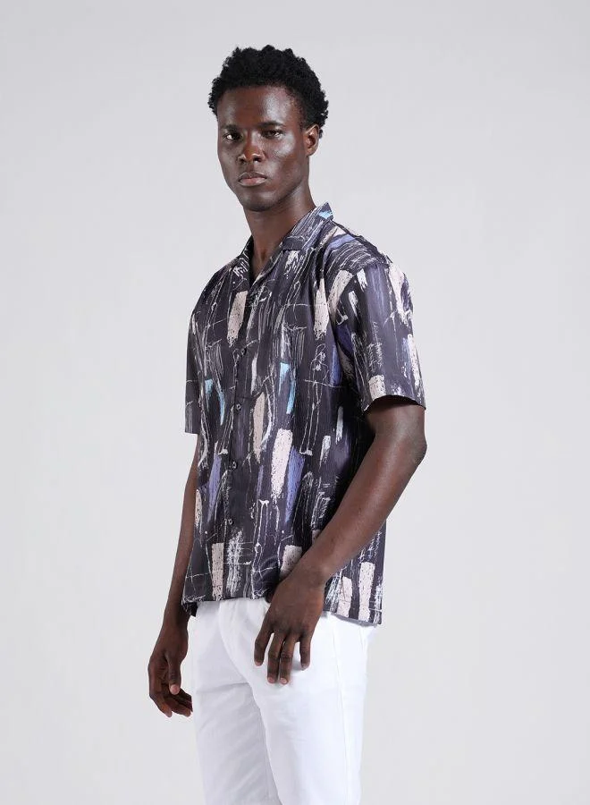ذا انديان كراج كو Men Relaxed Fit Printed Cuban Collar Half Sleeves Shirt