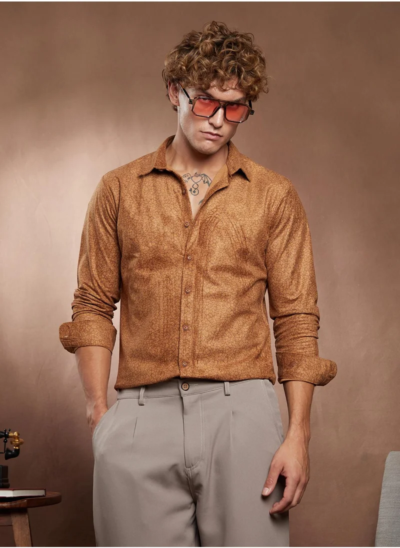 Campus Sutra Campus Sutra Men's Copper Brown Crevice-Tactile Shirt For Casual Wear | Spread Collar | Long Cuffed Sleeves | Button Closure | Shirt Crafted With Comfort Fit For Everyday Wear
