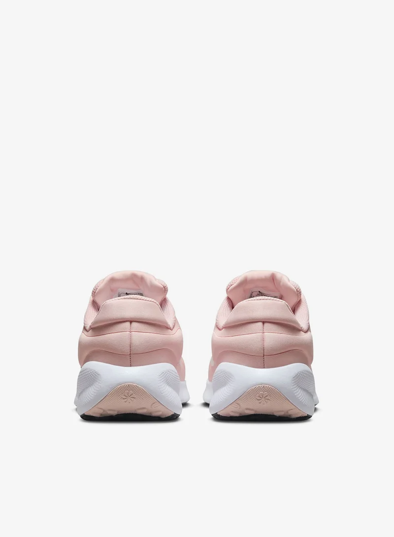 Nike Youth Revolution 7