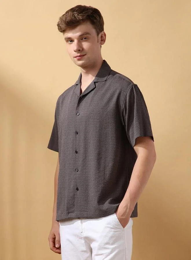 دينيس لينغو قميص كاجوال بقصة مريحة وتفاصيل بارزة الملمس