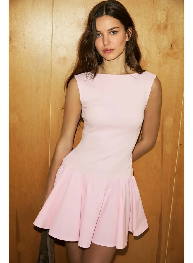 GRIMELANGE AIRE MINI Women's Soft and Flexible Fabric Body-Hugging Boat-Neck Mini Pink Dress.