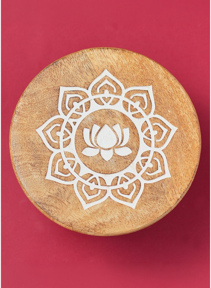 Madhoor Om Sun Decorative Pooja Chowki (Patla/Bajot) White Brown for Pooja, Deity Idol Placement & Home Temples, 6 x 6 Inches, 1 Piece - Image 2