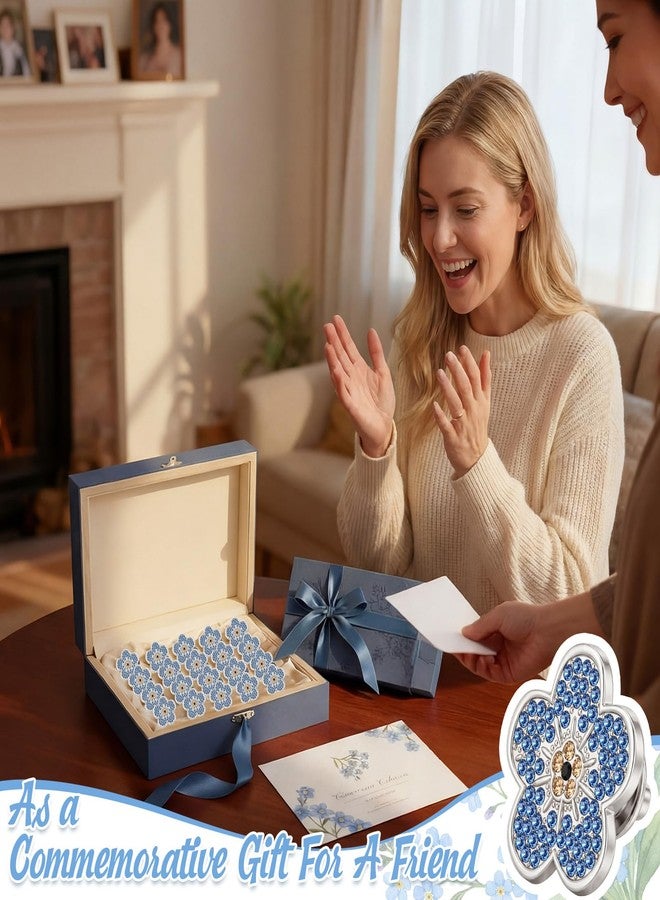 كينينج مجموعة كينينج من 50 دبوسًا على شكل زهرة "لا تنساني"، دبابيس تذكارية مرصعة بأحجار الراين على شكل زهرة زرقاء، هدية تذكارية للاحتفال بالحياة والجنازات للنساء، مجوهرات لتزيين الملابس والحقائب والقبعات - Image 5