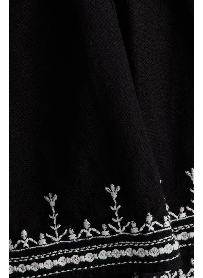 اتش اند ام Embroidered cotton skirt